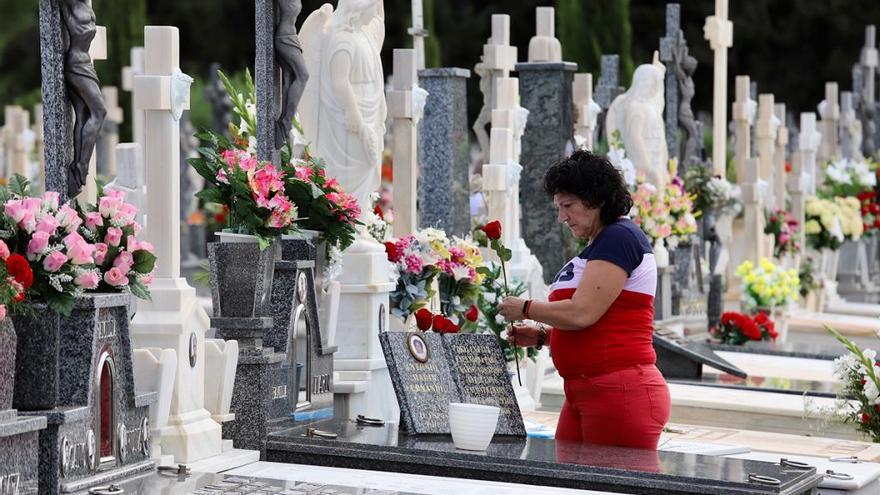 Cementerio de Nuestro Padre Jesús de Espinardo en el día de Todos los Santos