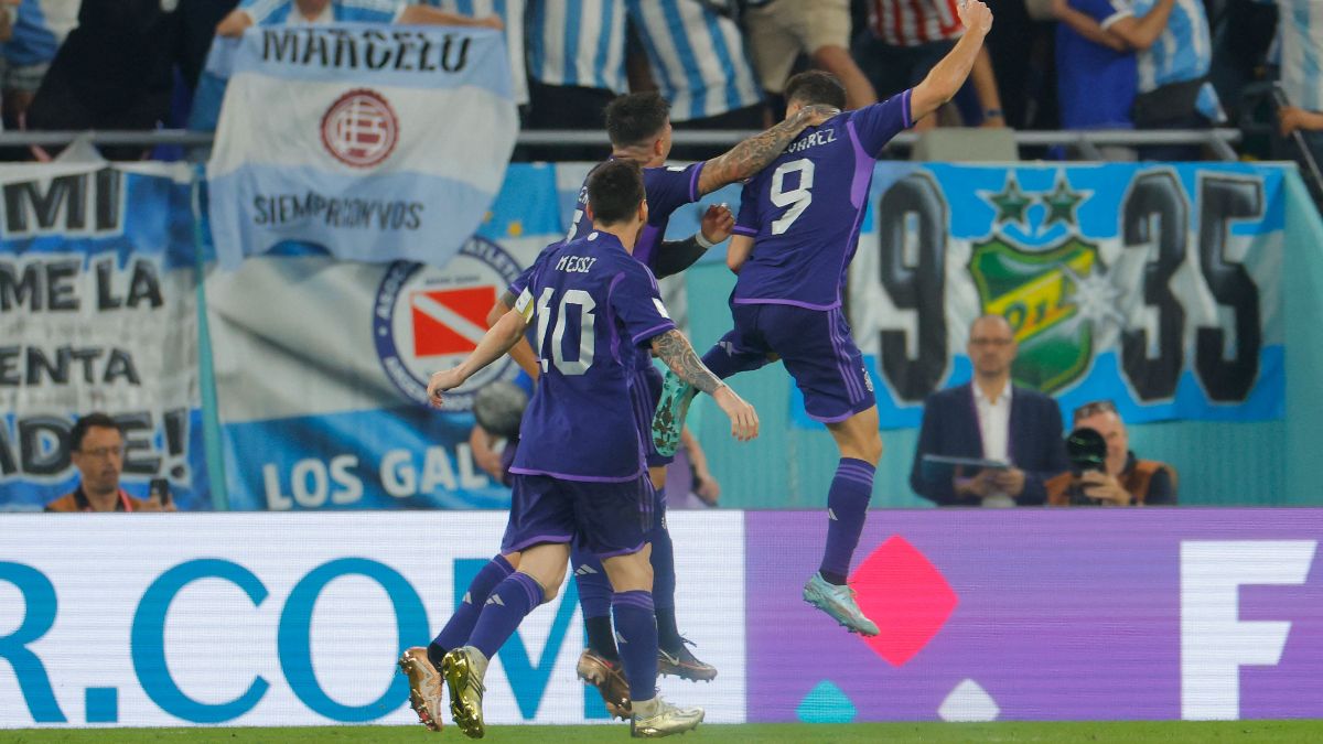 Julián Álvarez celebrando su gol ante Polonia