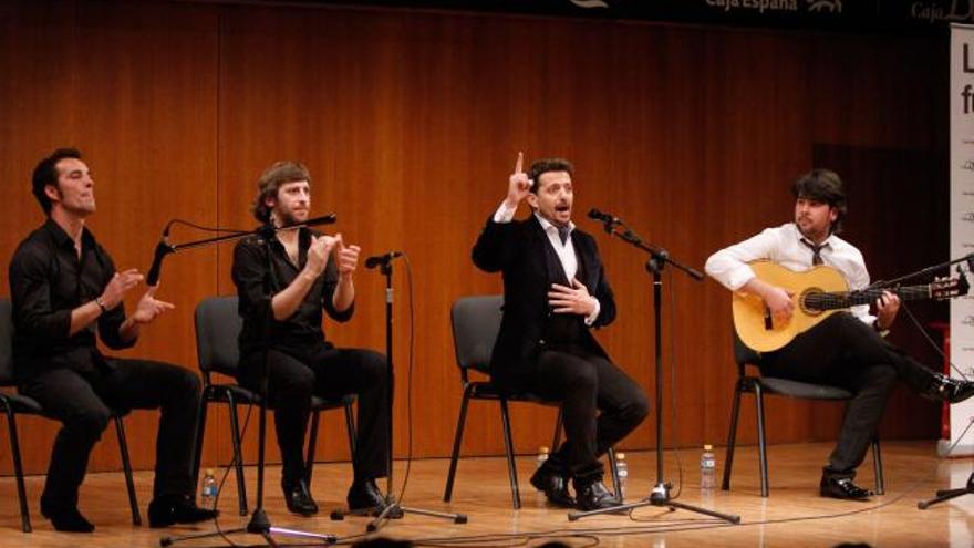 Espectáculo flamenco en el centro cultural La Marina