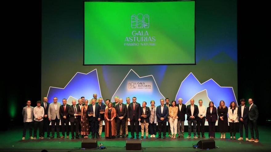 Premio a los referentes turísticos del Principado y reivindicación del "respeturismo" en los "Asturias Paraíso Natural"