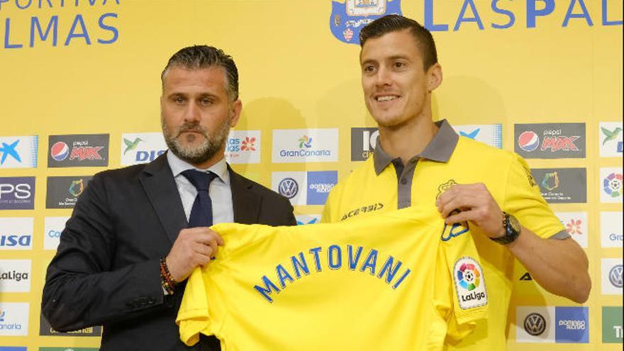 Martín Mantovani, junto a Toni Otero.