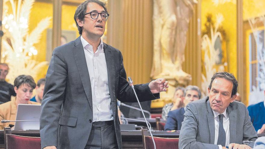 La izquierda propone subir la ecotasa y eliminar la promoción turística