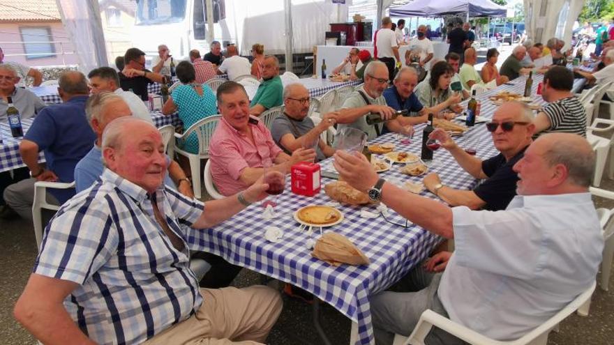 Cela rinde tributo al tinta femia y agota existencias tras dos días de fiesta