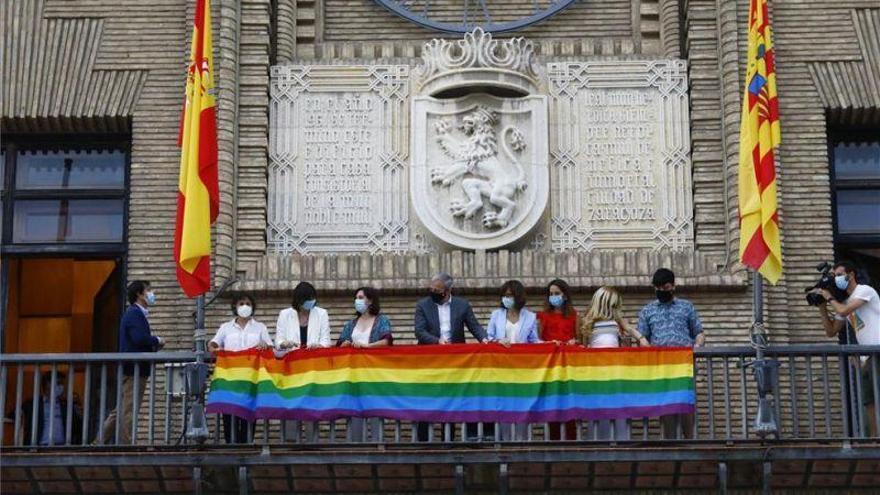 Vox dinamita el consenso para reivindicar el día del Orgullo