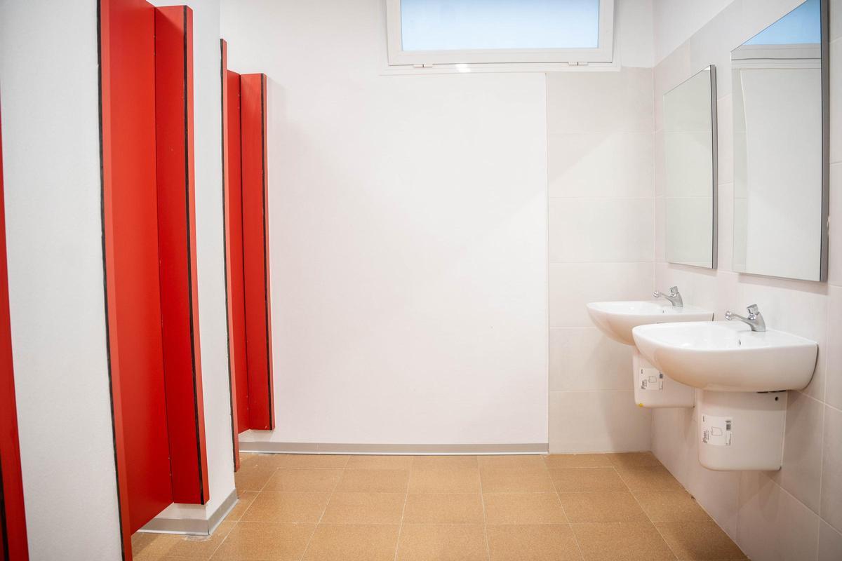 El pabellón polideportivo de Nueva Ciudad, ya está en uso tras las mejoras realizadas.