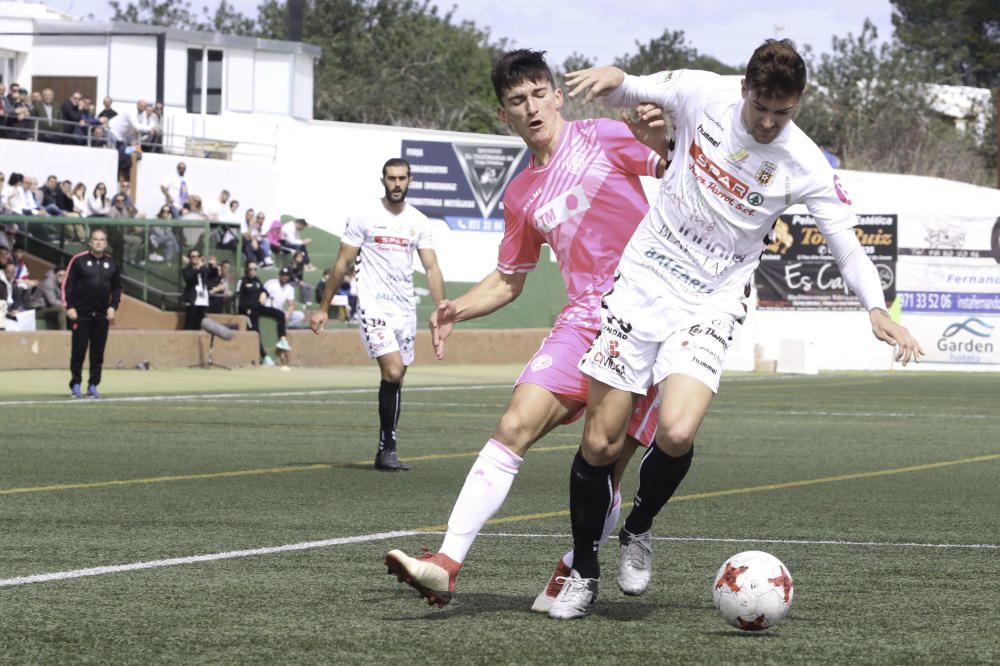 La derrota del Hércules ante el Peña Deportiva en imágenes