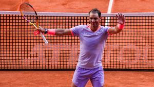 Nadal celebra el triunfo ante Blanch