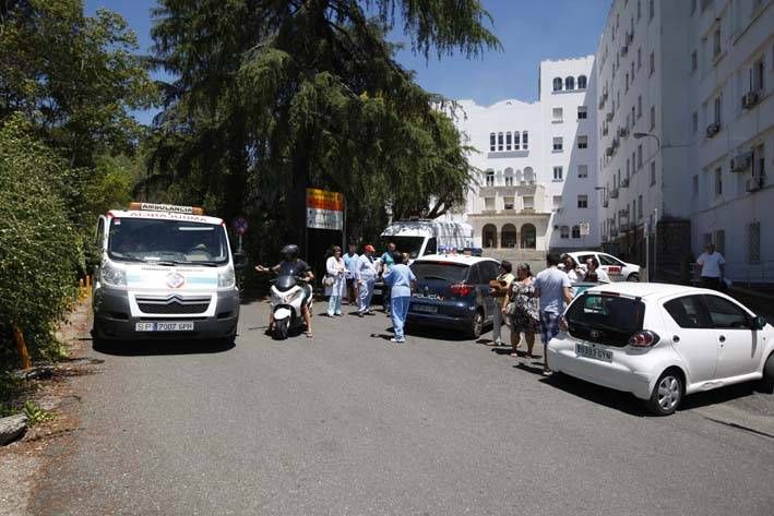 Las imágenes del incendio en el entorno del hospital de Los Morales.