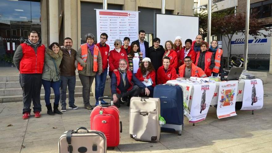 Vila-real se suma a la campaña &#039;La maleta que más pesa&#039; de Cruz Roja