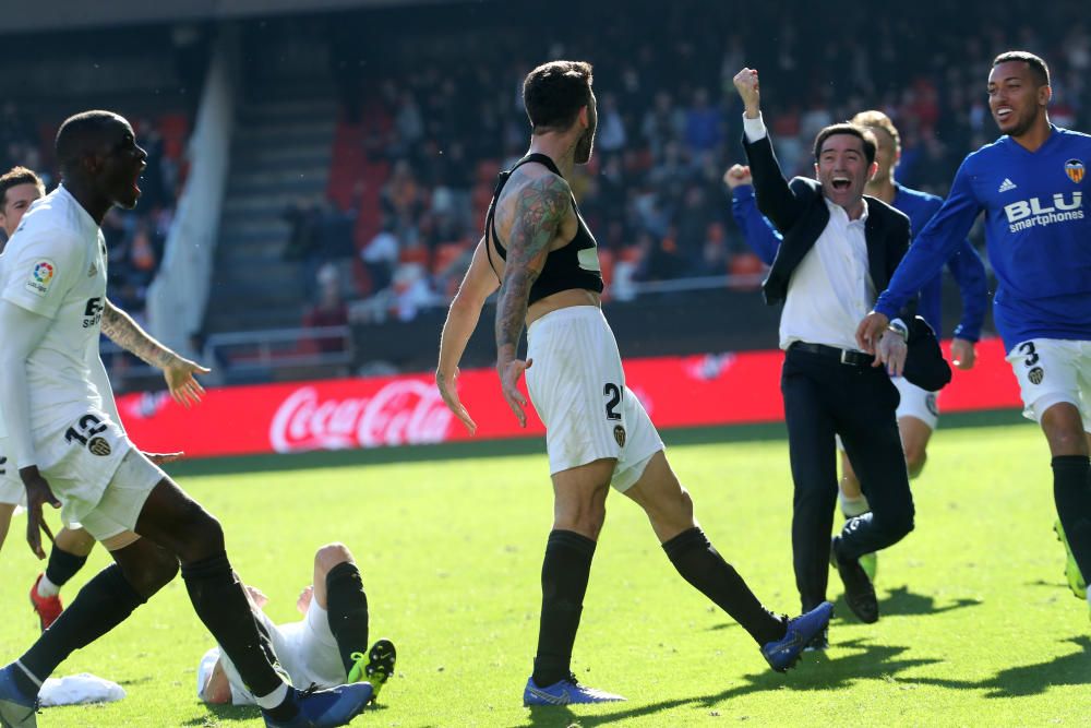 Valencia - Huesca, la celebración del gol de Picci