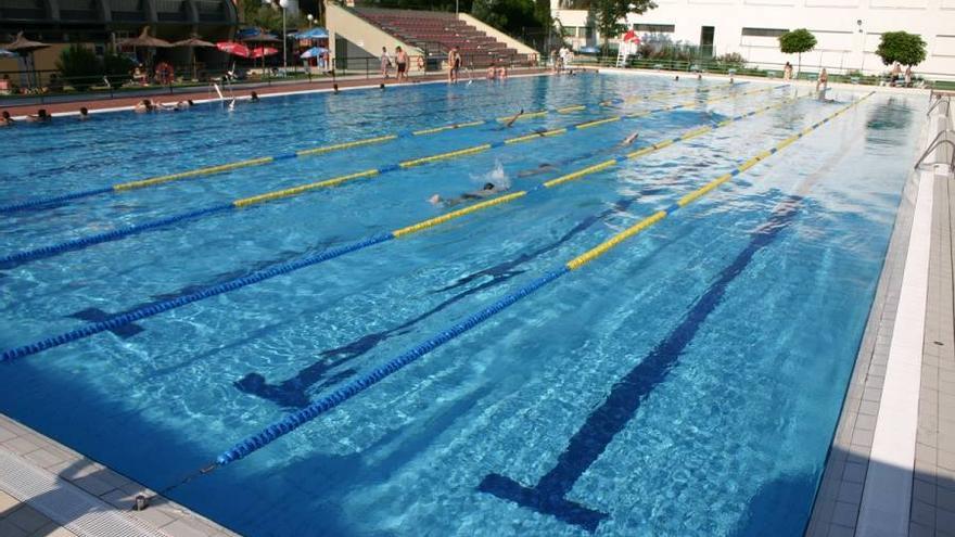 Natación solidaria para brindar un futuro a discapacitados de India
