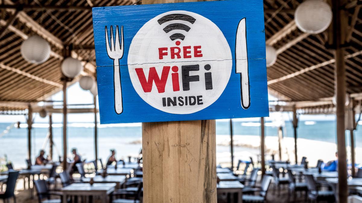 Cartel de 'Free WiFi'