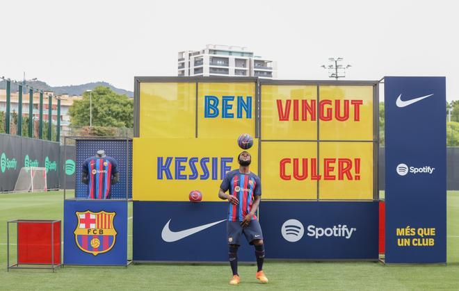 Así ha sido la presentación de Franck Kessie