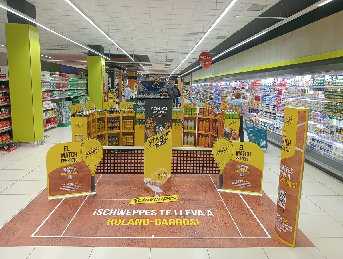 De tu súper a Roland Garros: juega tu partido con Schweppes