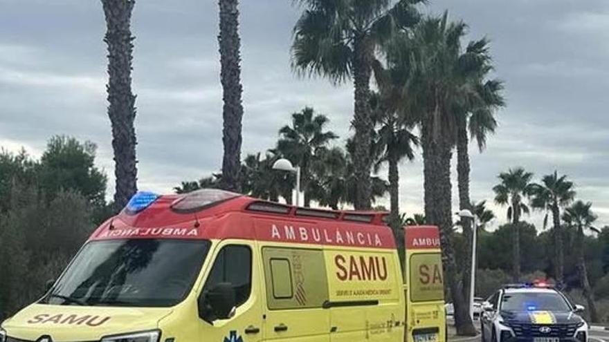 Rescate a contrarreloj en Orpesa: El aviso de la familia permite salvar la vida a un hombre de 73 años