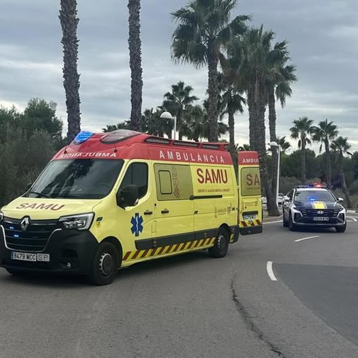 La SAMU y la Policía Local se han desplazado hasta la vivienda de Orpesa donde estaba el hombre.