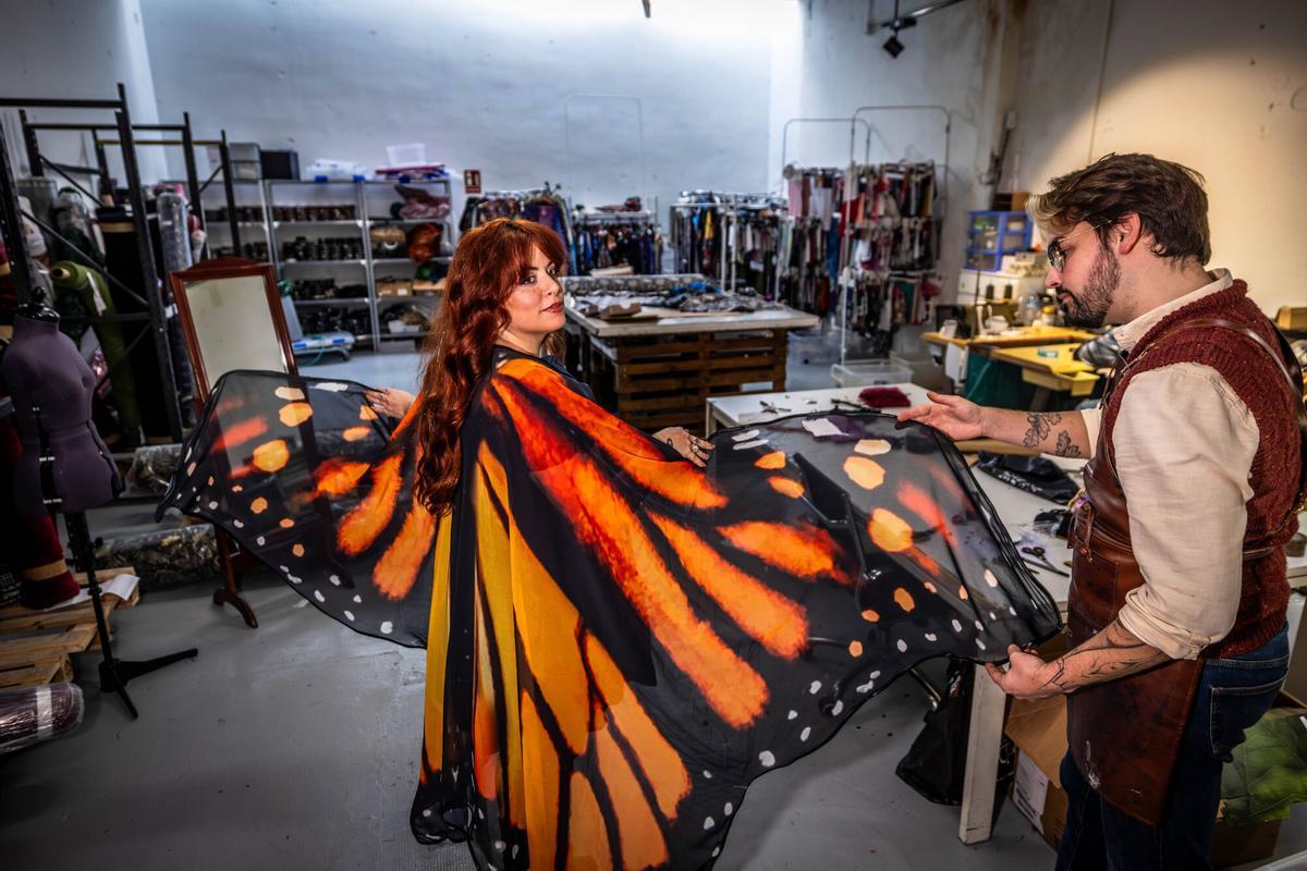 Barcelona 24/02/2026 OnBarcelona Barceloneando. El mundo de fantasía escondido en una nave de l'Hospitalet, es el taller de ciencia ficción de El costurero real. AUTOR: JORDI OTIX