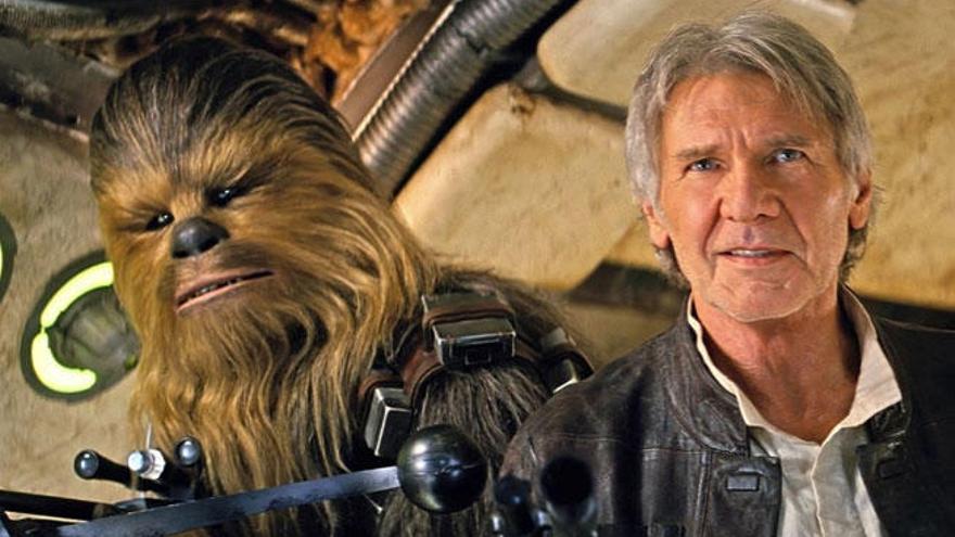 Peter Mayhew y Harrison Ford en Star Wars