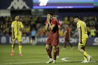 El Villarreal B y sus polémicos penaltis: "Seis de ocho hay que revisarlos"