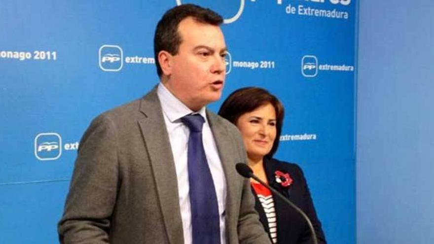 El PP pide que se investiguen en la Asamblea las listas de espera