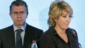 Esperanza Aguirre, con Francisco Granados, en una imagen  de archiovo.