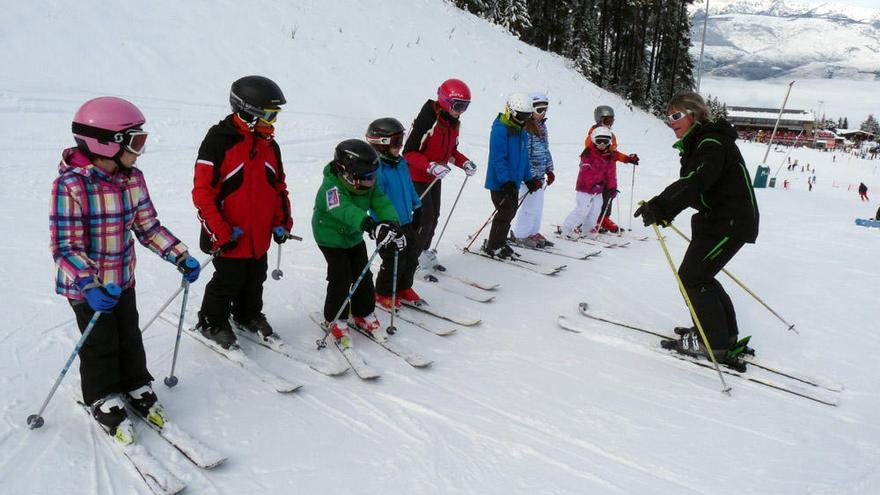 Puigcerdà pagarà els forfets perquè tots els alumnes facin Setmana Blanca