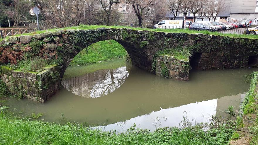 El Concello recuperará el puente medieval de Balaídos dañado por el río Lagares