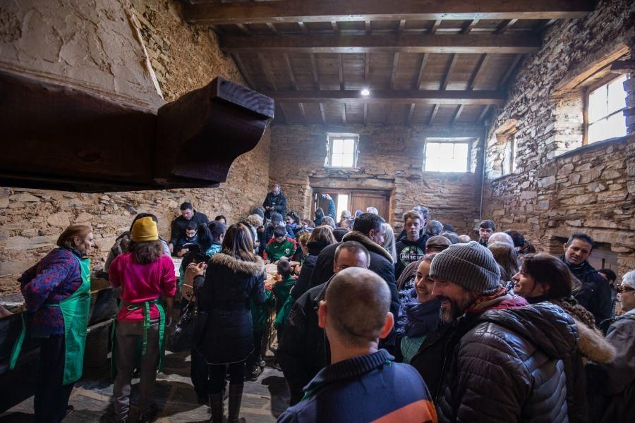 Elaboración de aceite en el molino de Latedo