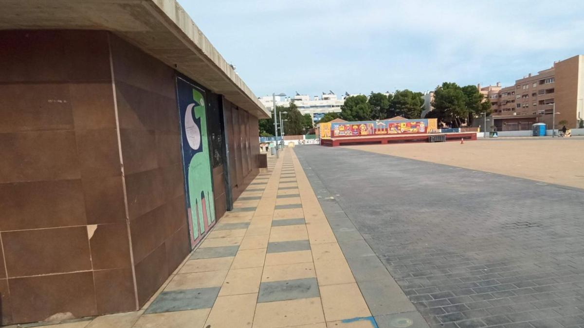 Superficie del parking de l’Ordana, en pleno centro de Sant Joan d’Alacant.  | INFORMACIÓN