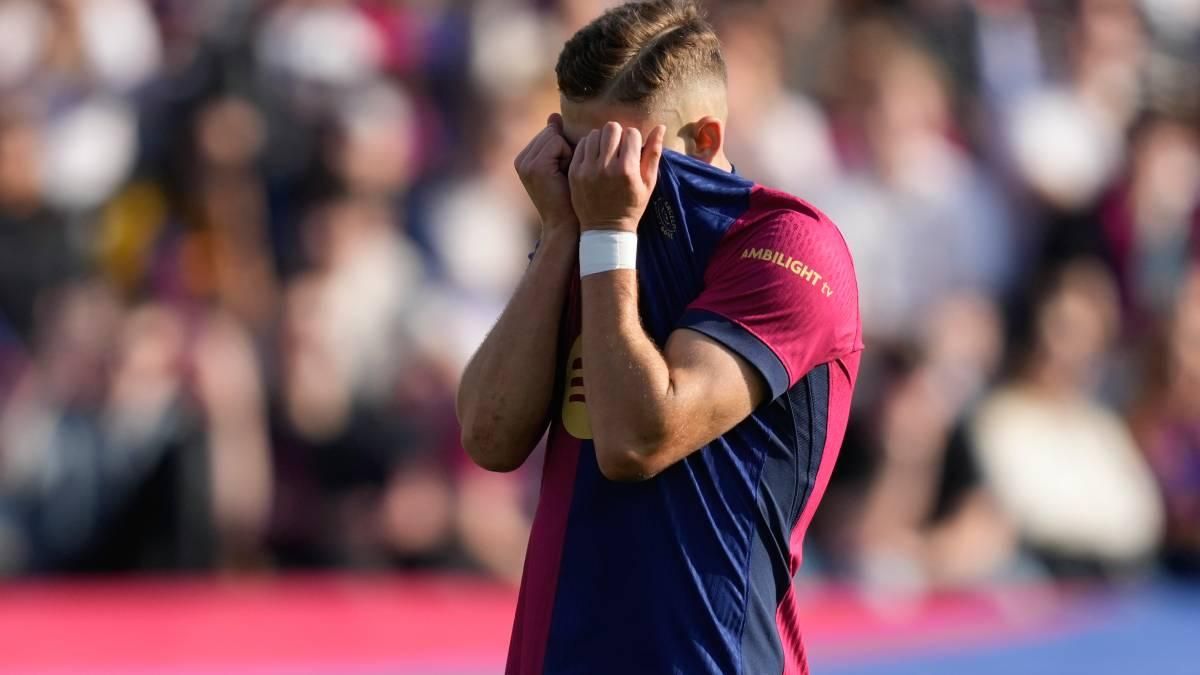 Fermín López se lamenta tras una acción fallada