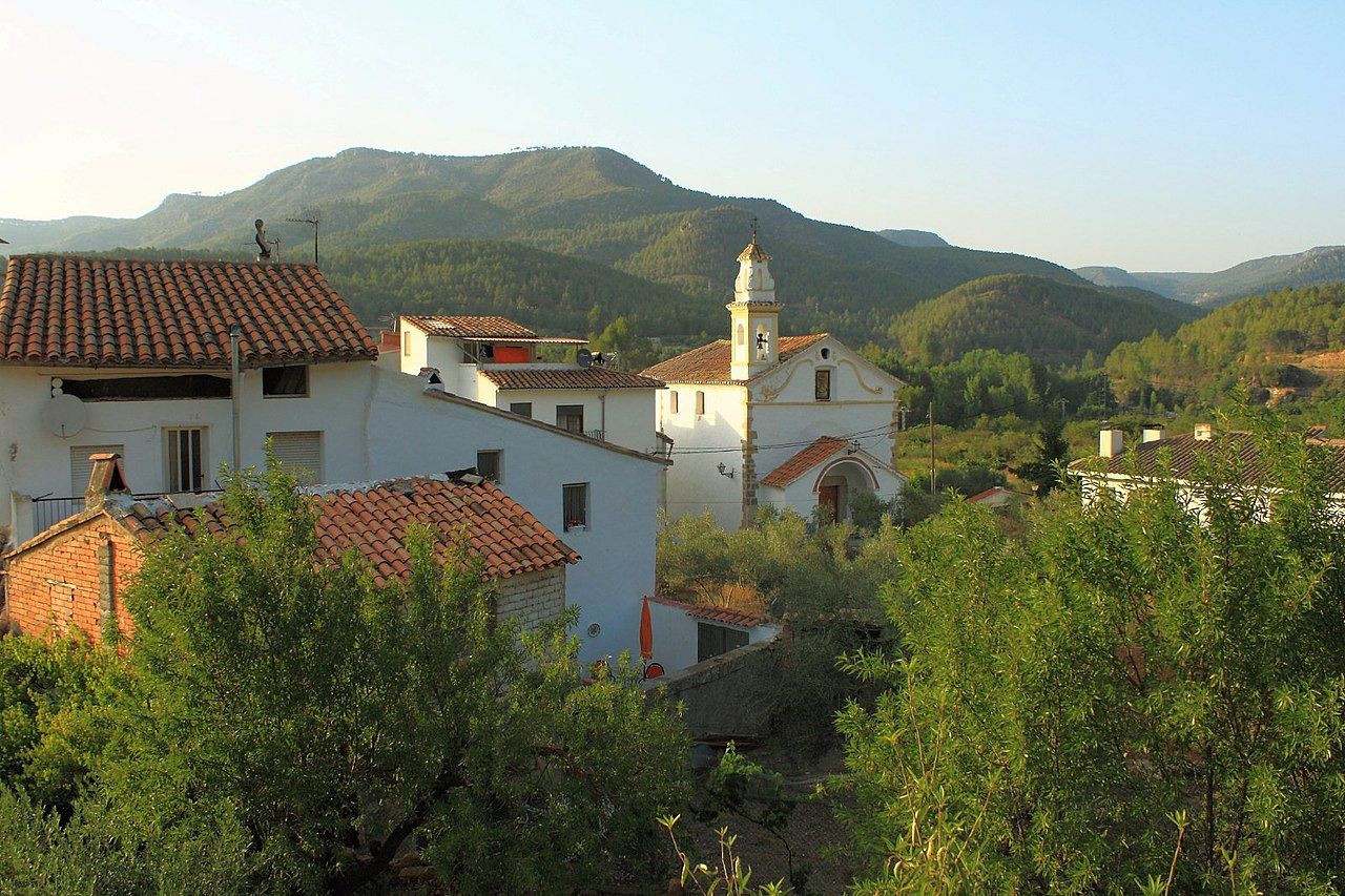 El pueblo de Montanejos en Castellón