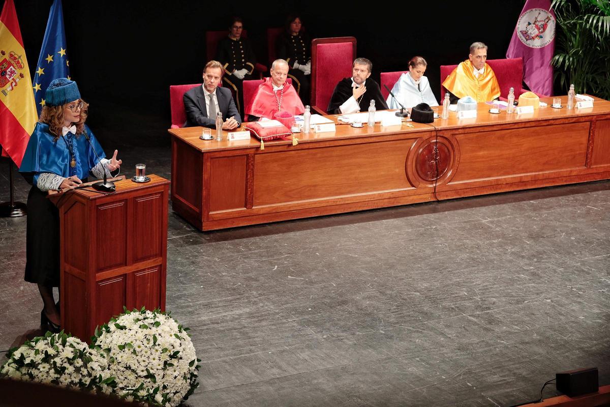 Investidura a los nuevos doctores de la ULL