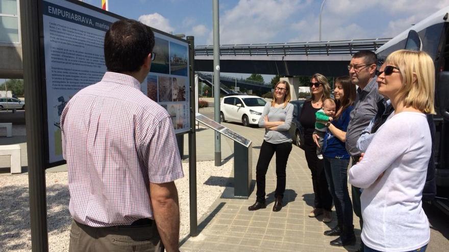 Inauguren la nova senyalització Patrimonial dels llocs més coneguts d&#039;Empuriabrava