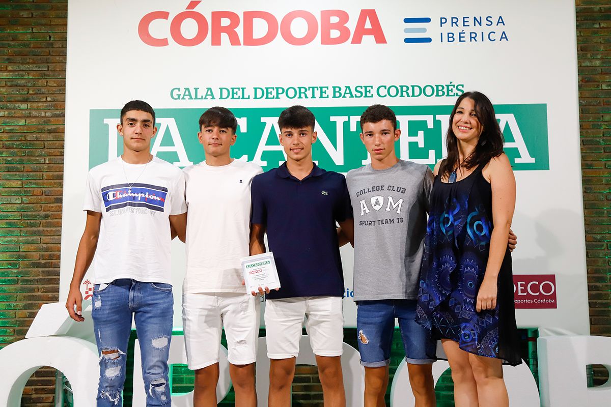 'La Cantera' premia a los referentes del deporte base