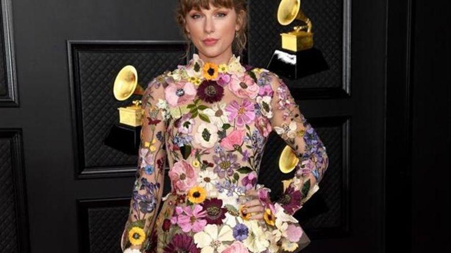 Grammy 2021: Los mejores &#039;looks&#039; de la alfombra roja