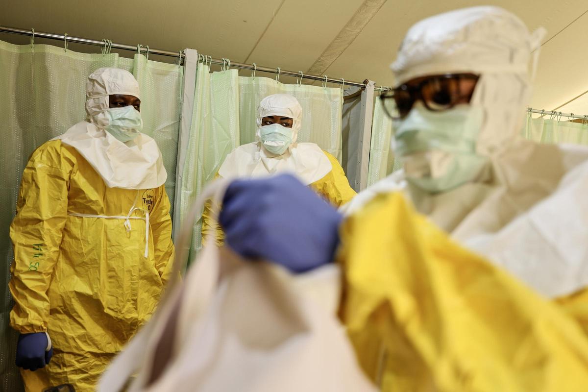 Médicos Sin Fronteras entrena a sus equipos en Nairobi ante el riesgo de ébola en la República Democrática del Congo Médicos Sin Fronteras entrena a sus equipos en Nairobi ante el riesgo de ébola en la República Democrática del Congo