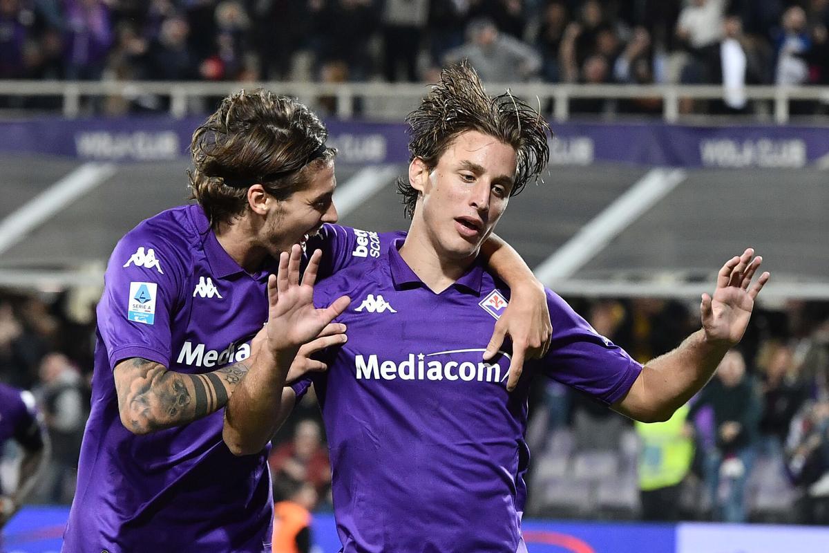 Fiorentina's Edoardo Bove celebrates after scoring goal 4-1during the Serie A Enilive 2024/2025 match between Fiorentina and Roma - Serie A Enilive at the Stadio Artemio Franchi - Sports, Football - Florence, Italy - Sunday 27 October 2024 (Photo by Stringer/LaPresse)