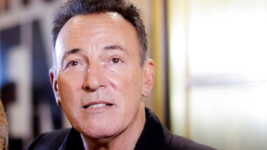 Bruce Springsteen vende su discografía completa