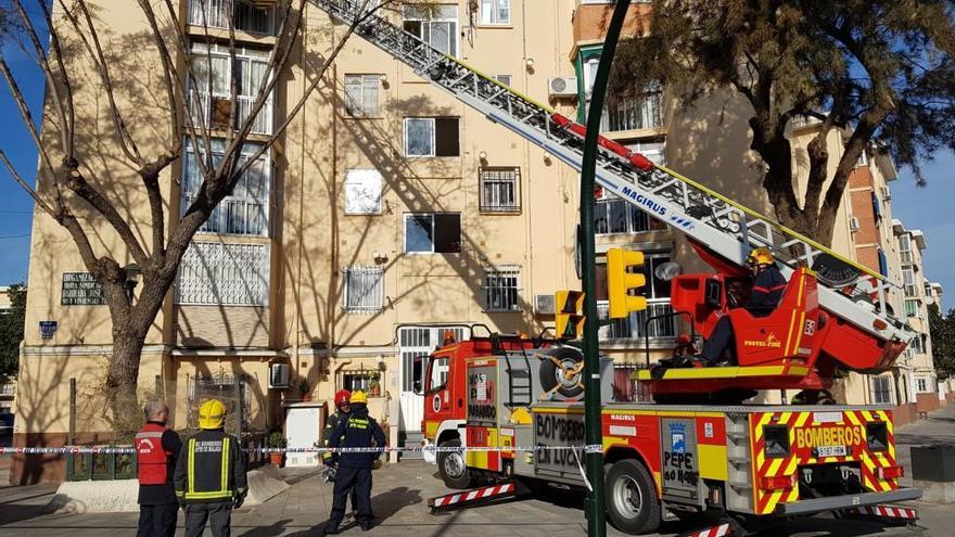 Intervención de los bomberos en Dos Hermanas.