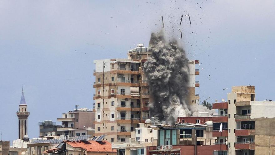 Israel escala sus ataques contra Tiro, la principal ciudad c