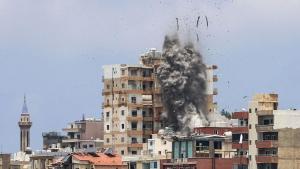 Israel escala els seus atacs contra Tiro, la principal ciutat costanera del sud del Líban, i danya ruïnes  mil·lenàries