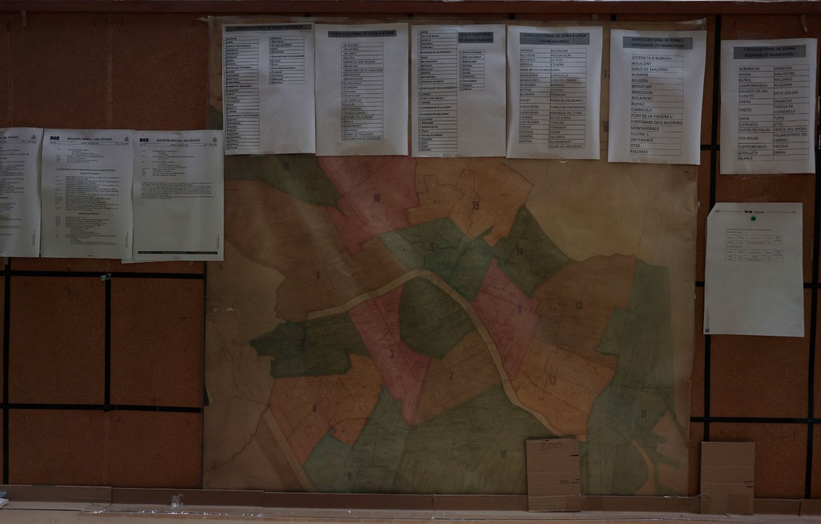 Dispositivo de preparación para el 28M en el almacén electoral de Delegación de Gobierno