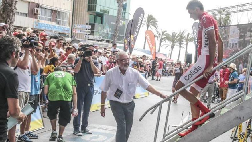 Imagen de la salida de La Vuelta en Torrevieja.