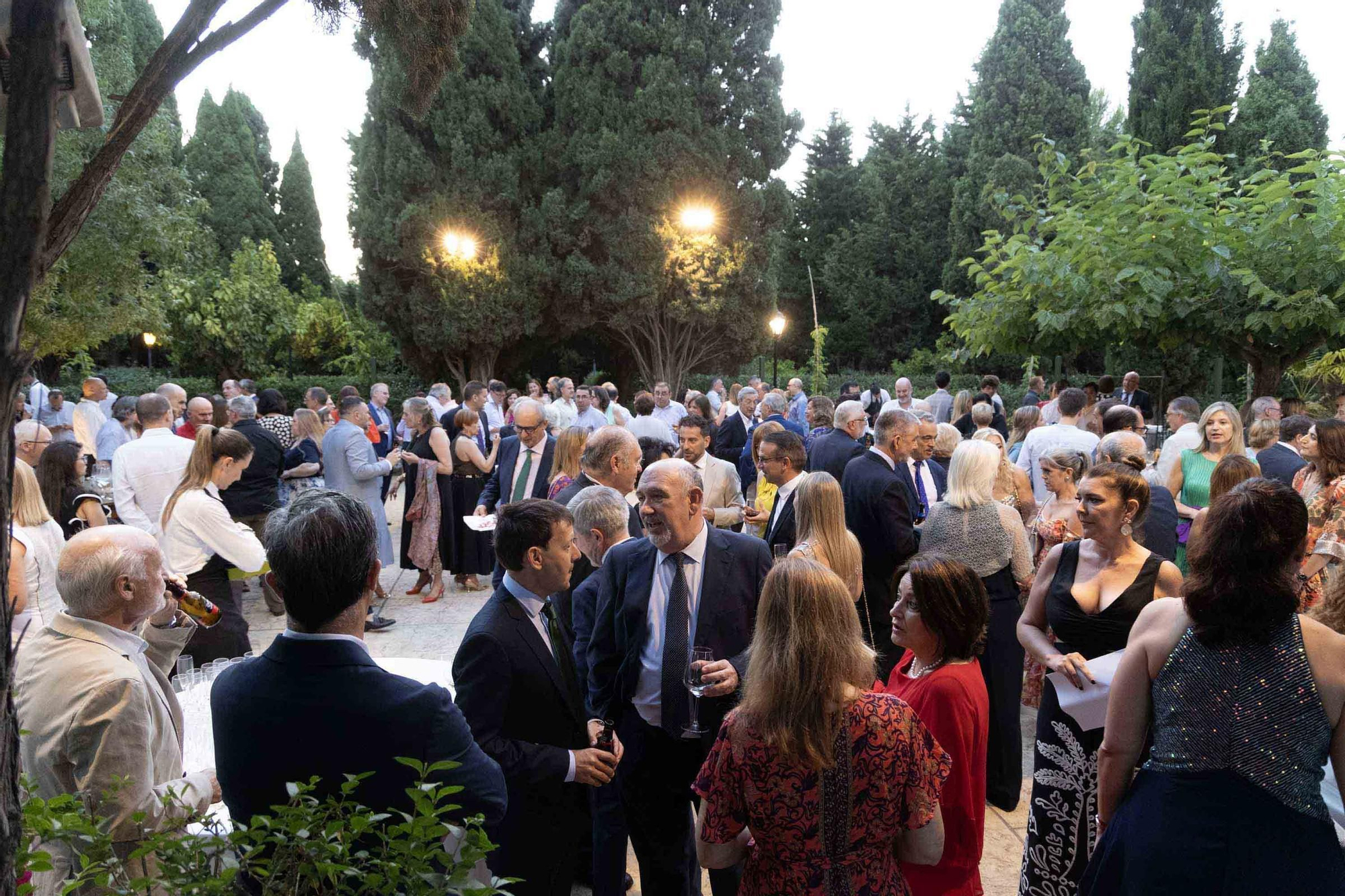 El Colegio de Economistas de Alicante celebra su cena anual en honor a su patrón