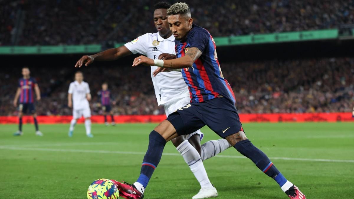 FC Barcelona - Real Madrid: La amarilla a Raphinha