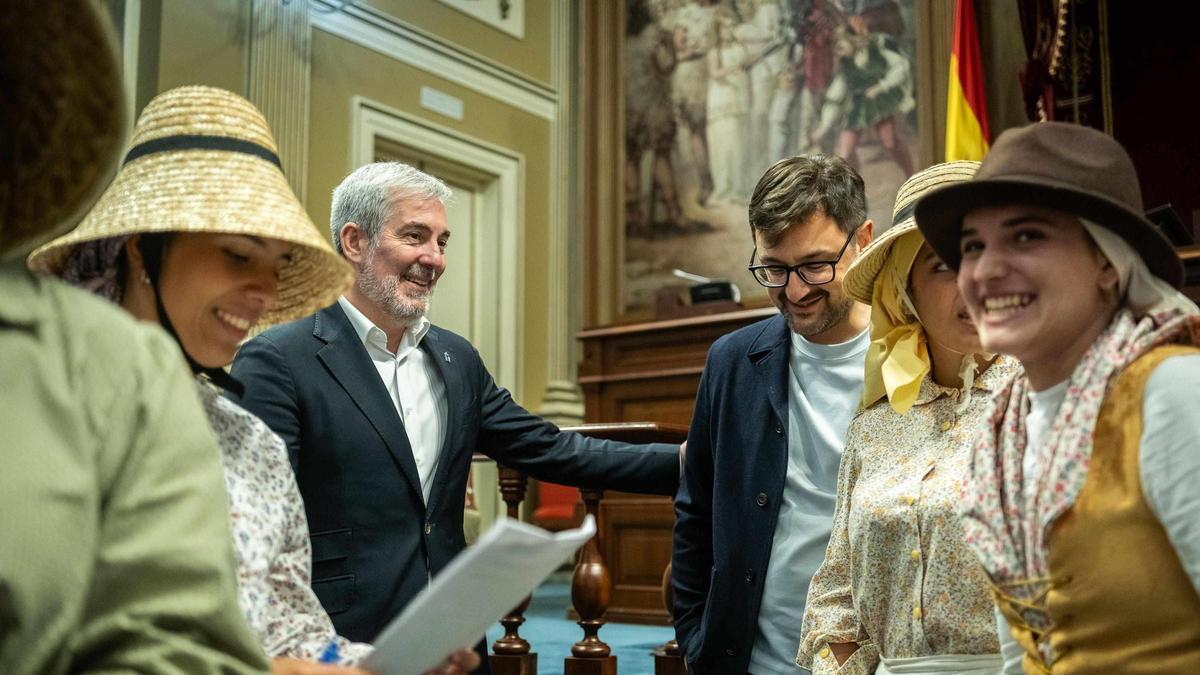 Fernando Clavijo, en el Parlamento de Canarias.