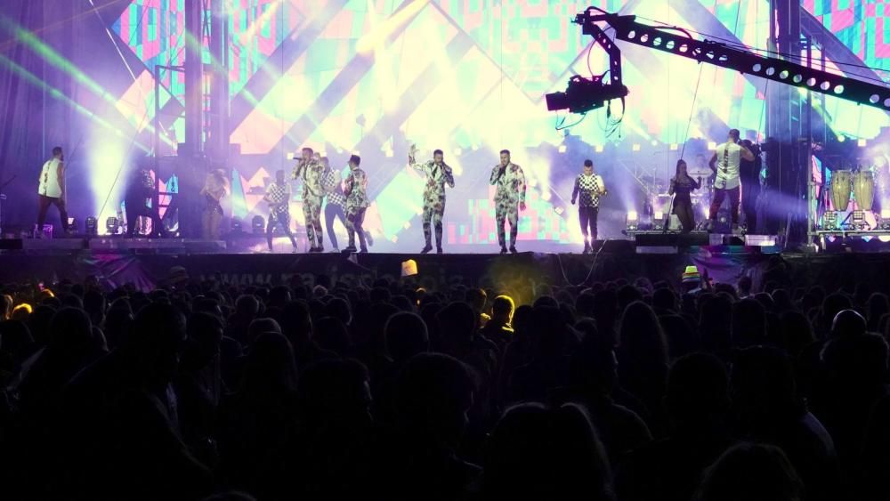 Panorama, París de Noia y El Combo Dominicano en nueve horas de fiesta. // FDV