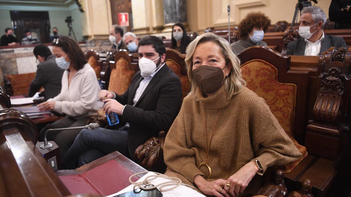 Los ediles del PP, ayer durante el pleno en A Coruña.