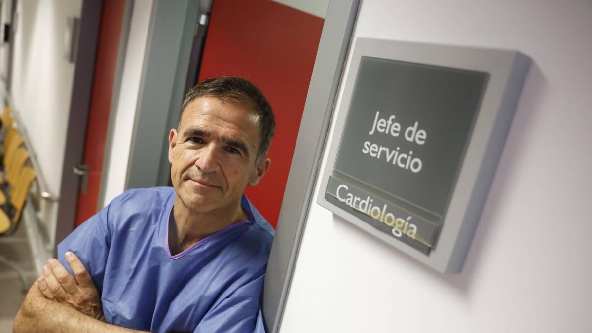 Iñigo Lozano, jefe del servicio de Cardiología del Hospital de Cabueñes.