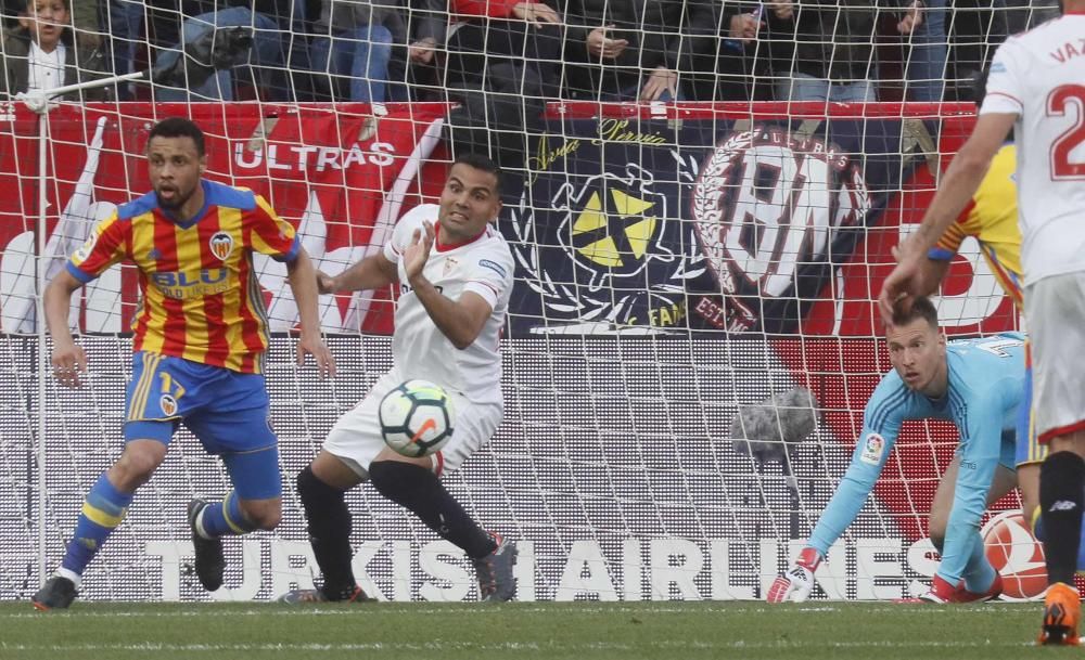 Sevilla - Valencia, en imágenes